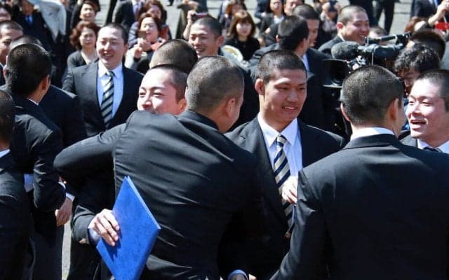 3/20＝日本競輪学校卒業式