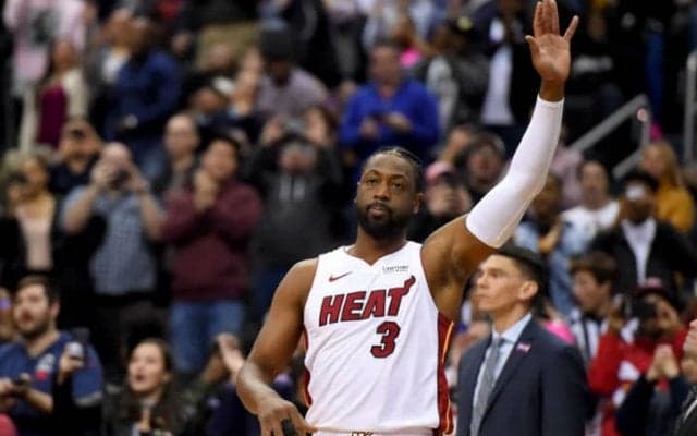 東カンファレンス順位争いが過熱、ヒートのウェイドはプレーオフで花道を飾れるか