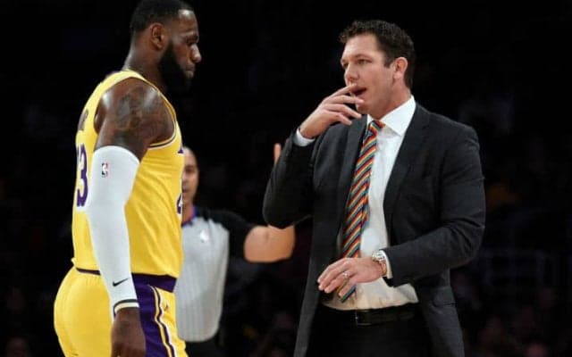 解任の噂にも動じず、続投に自信を見せるレイカーズ指揮官のルーク・ウォルトン