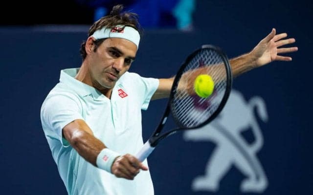 フェデラー、世界7位アンダーソンに圧勝でベスト4入り。女子はハレプが同大会初の決勝進出ならず