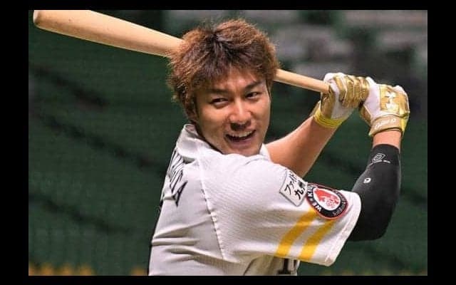 鷹・柳田が1号満塁弾　お立ち台で左腕ねぎらう「川ちゃんと一緒がうれしい」