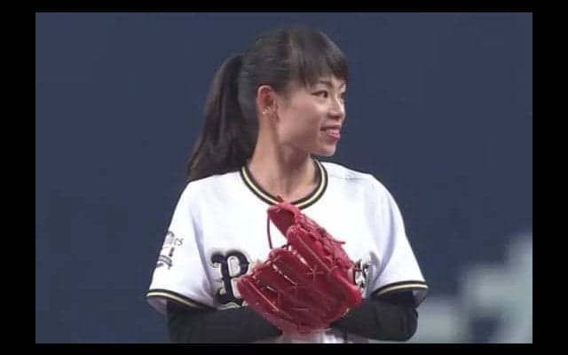 女子マラソン松田瑞生がオリックス本拠地開幕戦で始球式　「すごく楽しかった」