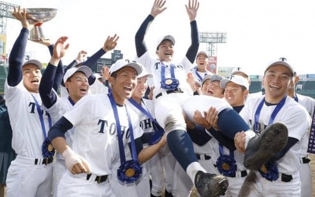 ２ホームランと完封の石川 東邦が平成最後も制す【第91回選抜高等学校野球大会】