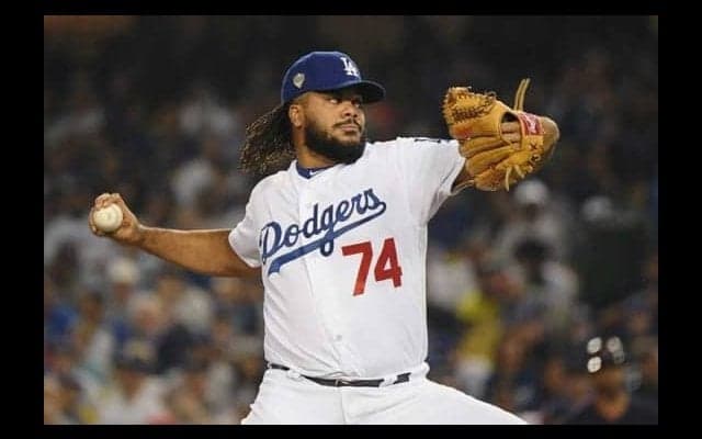 【MLB】ド軍守護神が“ほっこり動画”公開　父真似て筋トレに励む息子が「可愛らしい」