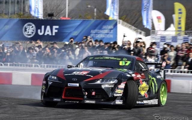 スープラ 新型迫力のドリフト走行…モータースポーツジャパン2019