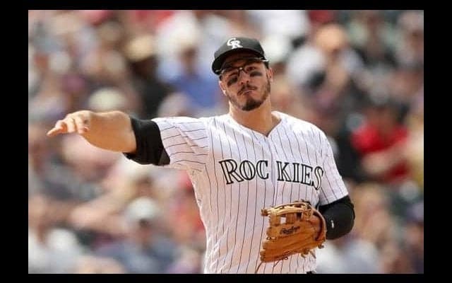 【MLB】名手アレナドの美しき妙技！　華麗ダイビング→片膝立ち下手スローに「恋してる」