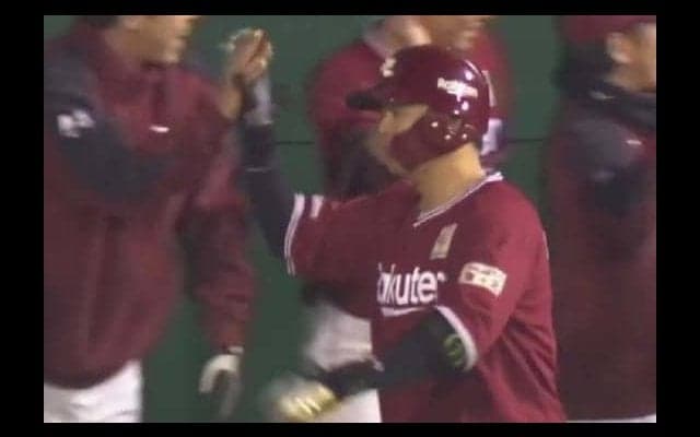 楽天、西武との乱打戦を制す　浅村が古巣へ場外2ラン