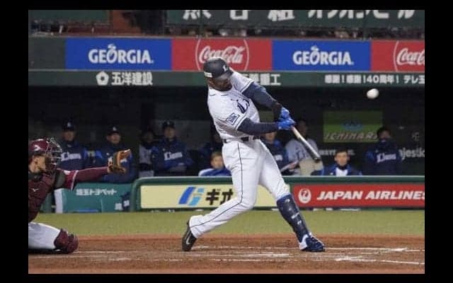 西武メヒア、球団通算9000本塁打「非常に光栄であり名誉。特別なホームラン」