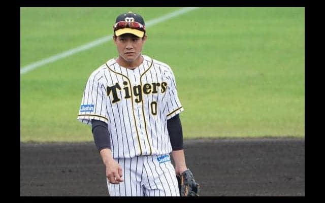 阪神ドラ3木浪、嬉しいプロ初安打　18打席目ようやく、歓喜のガッツポーズ