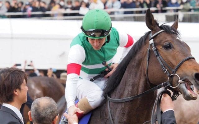 【皐月賞】ルメール「今日は100%の出来ではなかった」サートゥルナーリア14年ぶり無敗で皐月賞制覇