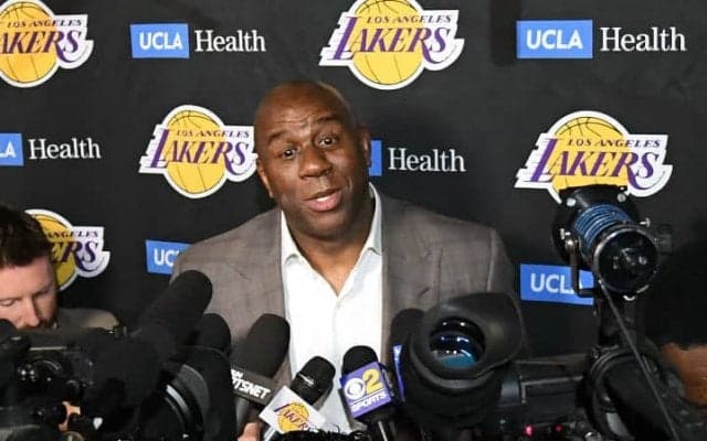 レイカーズの社長候補に浮上した意外な人物、ウォリアーズGMのボブ・マイヤーズ