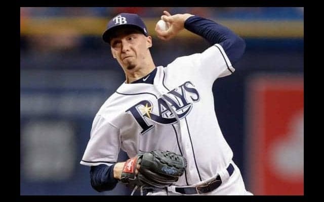 【MLB】サイ・ヤング賞左腕が痛すぎる負傷　風呂で装飾品が落下→右足薬指を骨折