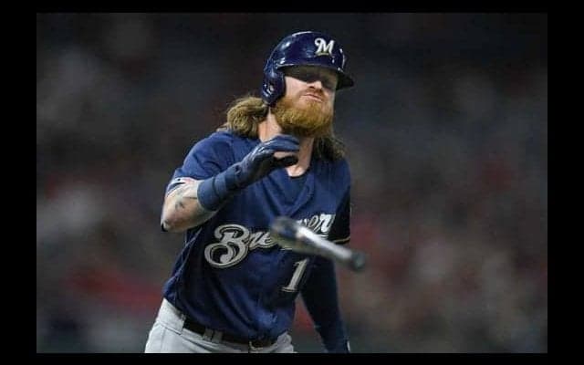 【MLB】イチロー元同僚の“豪快ルーティーン”動画にファン賛否「最悪だ」「これは合法」