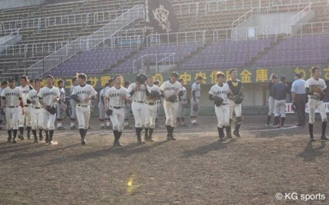 【準硬式野球部】　関大に４－４で引き分け、最終戦へ