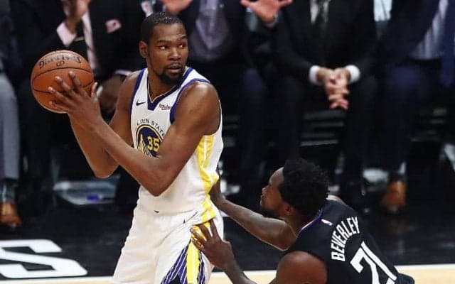 スーパーアグレッシブなデュラントがクリッパーズを翻弄し、ウォリアーズが快勝