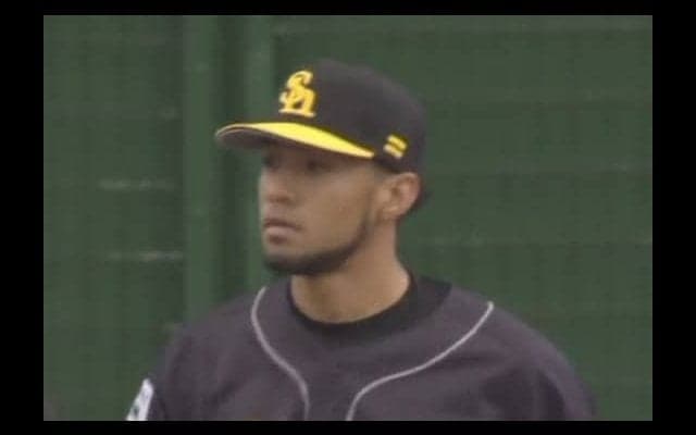 鷹、来日初先発のスアレスが大炎上　6安打6失点で3回もたずKO