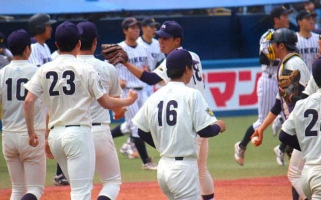 明大が雪辱しタイに。立大は大阪桐蔭出身の1年生・山田健太が本塁打放つも惜敗【4/21 春季東京六大学野球 2回戦 立教大学 vs 明治大学】