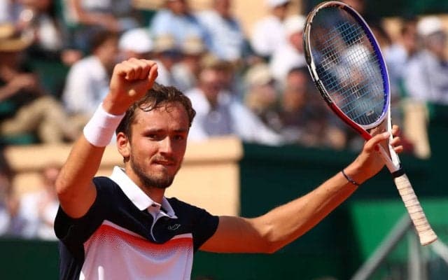 クレー勝率わずか15.4％だったメドベージェフ。クレーコートでも戦えることを証明【編集部が選ぶ先週の活躍選手】