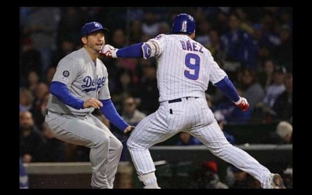 【MLB】走路を外れている？　外れていない？　バエスの“忍者走塁”動画にファンは…