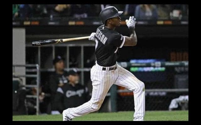 【MLB】ファン“激論”　1週間半前に乱闘劇呼んだ打者のサヨナラ弾→バット投げに“賛否”