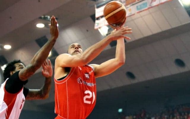 富樫勇樹を軸に攻撃力爆発、千葉ジェッツが100点ゲームで富山グラウジーズを撃破