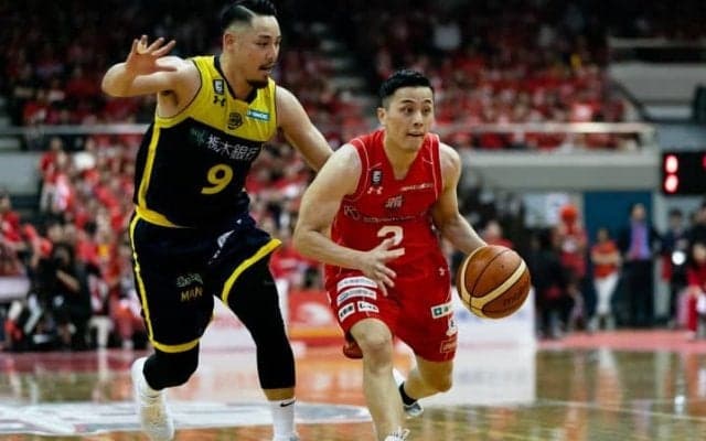 我慢を重ねて勝機を待った千葉ジェッツが勝利、富樫勇樹は「ディフェンスの勝利」