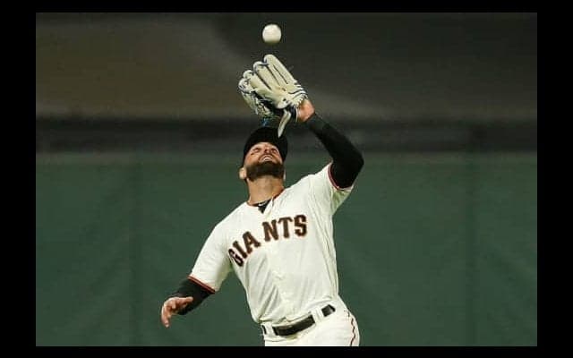 【MLB】ジャイアンツ中堅手の“時間差本塁打強奪”に米爆笑　「アンビリーバボー」