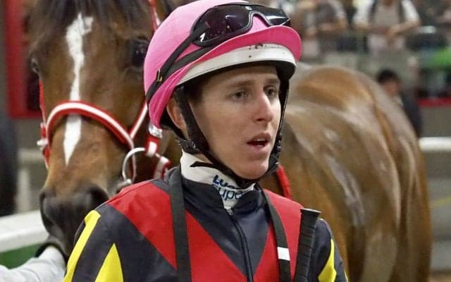 サートゥルナーリアにD.レーン！ルメール騎乗停止で乗り替わり