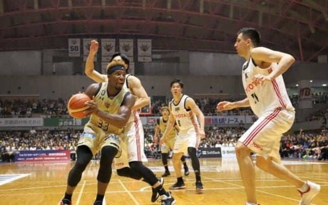 耐え抜いた琉球がリベンジ、絶対に譲れないセミファイナル決着は火曜のGAME3へ