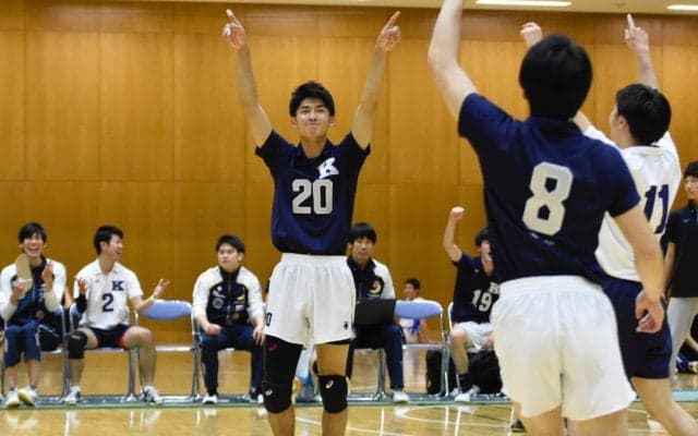 【バレーボール部男子】 一歩及ばず、大産大に敗北