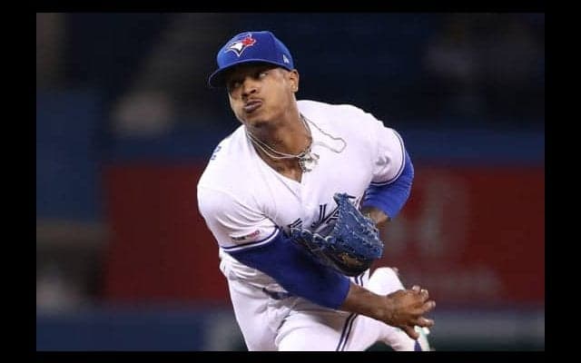 【MLB】「それってフリスビー？」　ブルージェイズ右腕の曲がりすぎる“魔球”に米注目