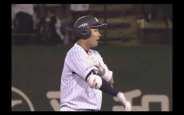 ロッテ延長戦を制し3連勝！　代打・高浜の今季初安打が決勝打、西武は5位転落