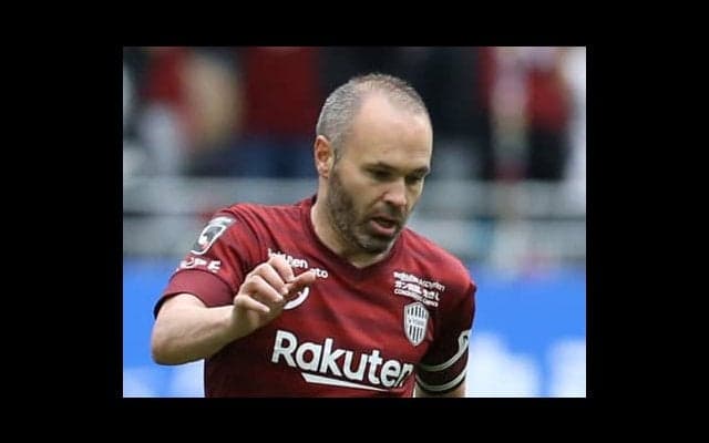 「イニエスタを走り回らせても…」。前監督が示唆した神戸復活のカギ