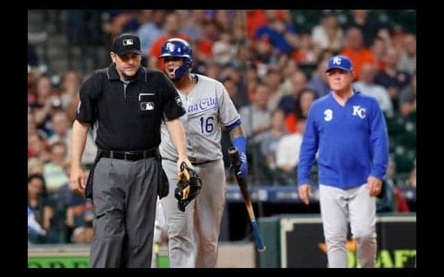 【MLB】ロイヤルズ監督、正捕手が退場処分　際どいストライク判定に「一貫性が無かった」