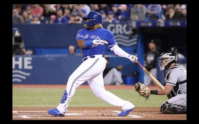 【MLB】20歳のゲレーロJr.が驚愕の“弾丸”安打！　打球速度は衝撃の190キロ