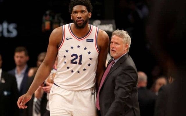 ヘッドコーチ解任の噂が飛び交うシクサーズ、エンビードは「くだらない話」と擁護