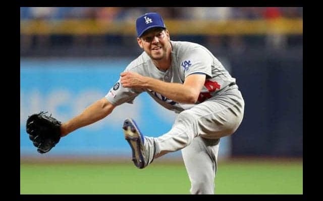 【MLB】「完璧なバックドア」ド軍左腕のギリギリに決まるカーブが「ただただエグい」
