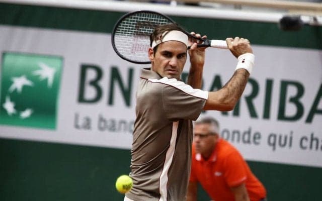 フェデラー 4年ぶり参戦の「全仏オープン」初戦を快勝で突破[全仏オープン]