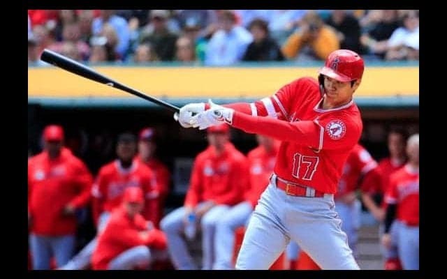 【MLB】大谷翔平、右手一本で技あり中前安打　第4打席で2戦10打席ぶりに快音