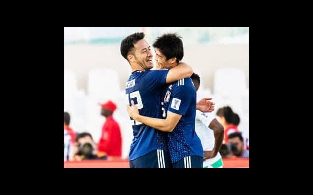 吉田麻也が語る、冨安健洋への大きな期待。「プレミアにいずれ来る」