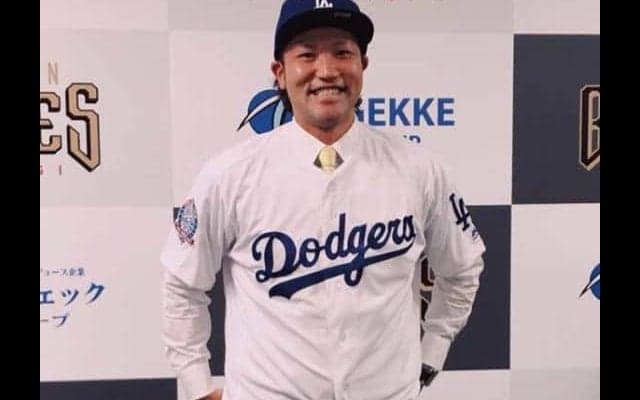 元DeNAの160キロ超右腕・北方悠誠がドジャース入団会見「プレーで恩返しを」