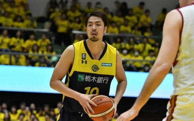 栃木ブレックス、新たに竹内公輔と栗原貴宏のベテラン2名の契約更新を発表