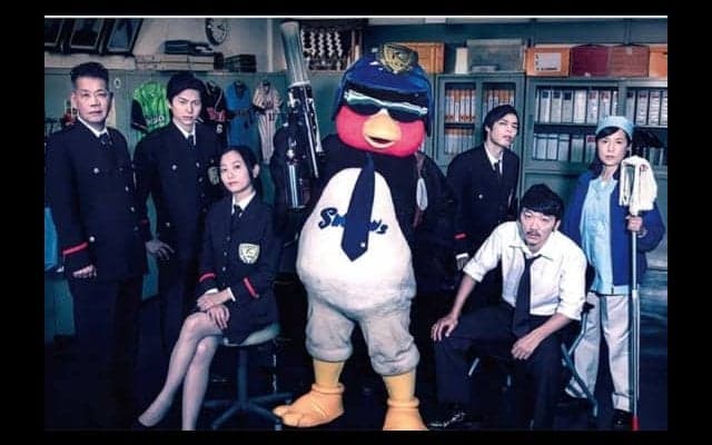 俳優デビューのつば九郎　共演者にいじり全開!?　ドラマ「つばめ刑事」上映会