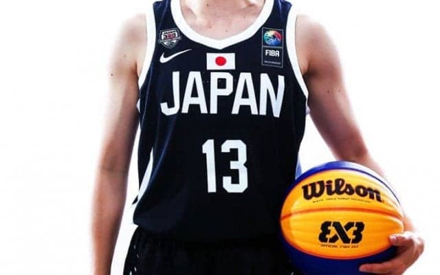 オリンピックでのメダル獲得を見据える3人制バスケ日本代表、チェコ遠征へと出発