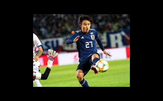 久保建英が衝撃デビュー。代表でも技術と賢さで観客＆先輩を魅了した