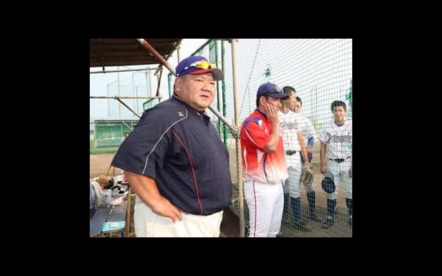 元プロのあの巨漢スラッガーが指導。山村学園は埼玉４強を脅かす存在