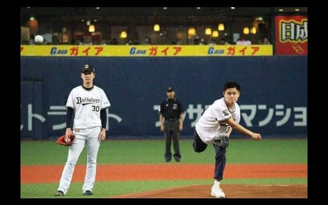 1万2475人の応募から選ばれた1人　京セラDで「1球5万円」の始球式バイト