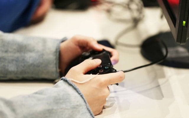 【eスポーツ選手向けセルフケア動画コラム#03】手首の疲れを癒やす「手首外側（後面）」ストレッチ