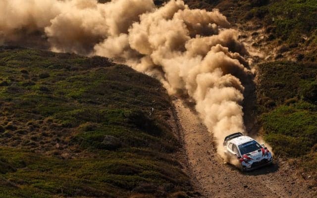 WRCイタリア：タナック、優勝目前のトラブルで総合5位に終わるもドライバーズ選手権首位に