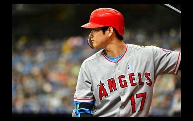 【MLB】大谷、父の日に水色着用で「感謝してます」　マルチ安打「もっといいところを」